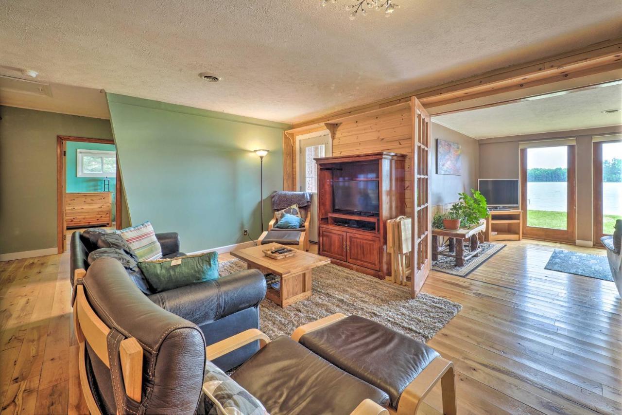 13 Mi To Downtown Quiet Lakefront Cottage Traverse Stadt Exterior foto