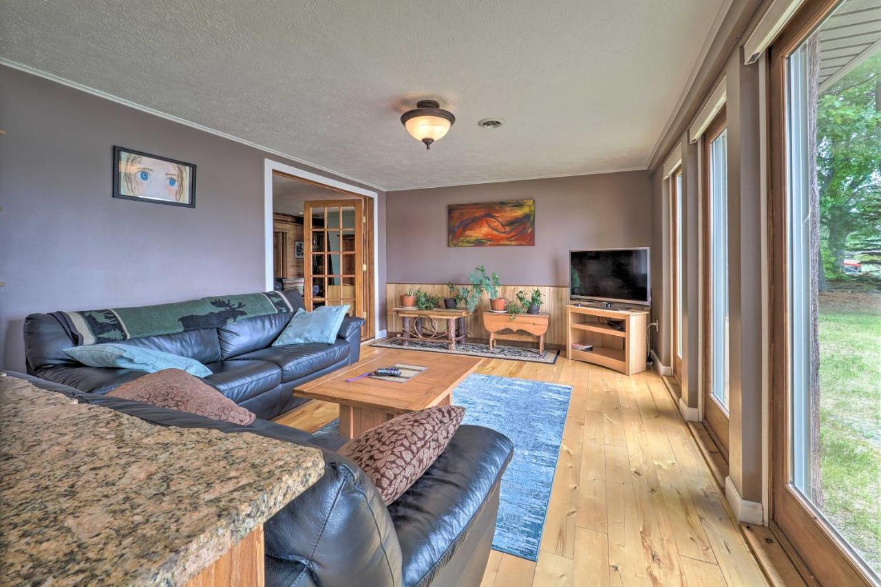 13 Mi To Downtown Quiet Lakefront Cottage Traverse Stadt Exterior foto