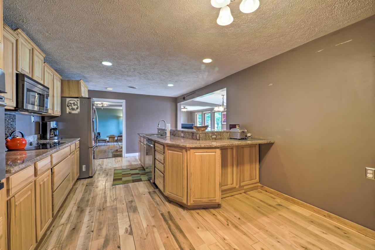 13 Mi To Downtown Quiet Lakefront Cottage Traverse Stadt Exterior foto