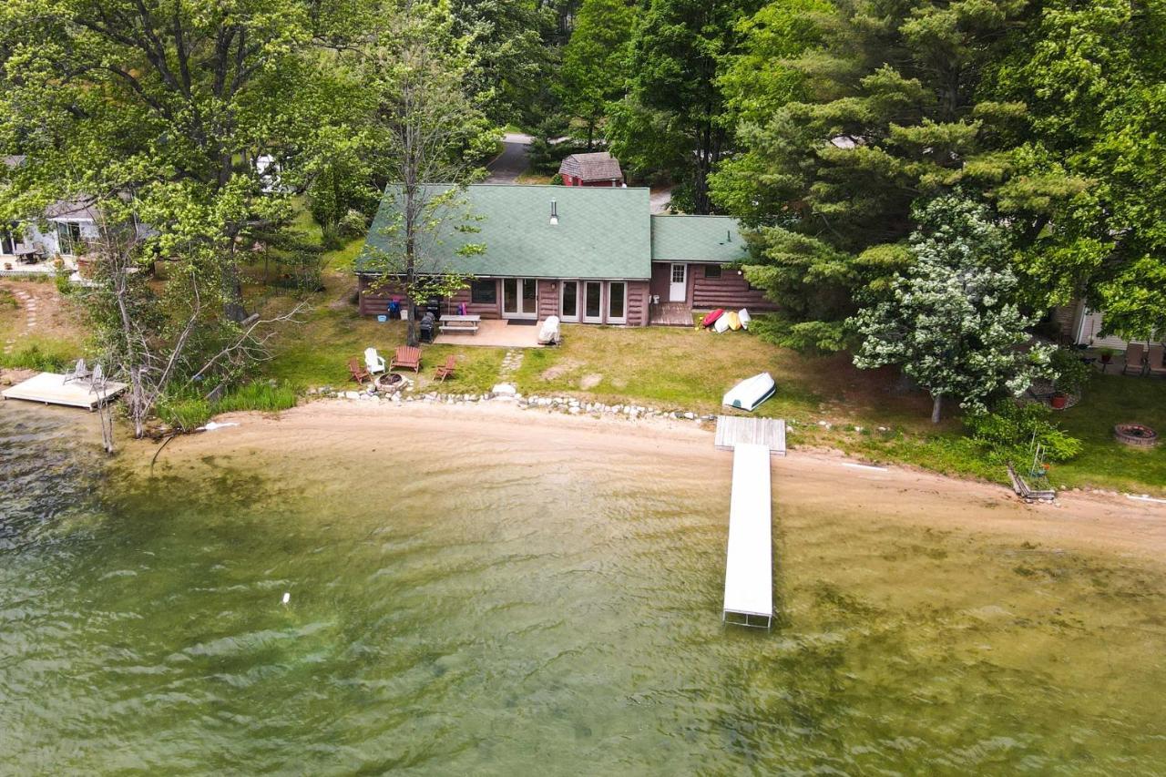 13 Mi To Downtown Quiet Lakefront Cottage Traverse Stadt Exterior foto
